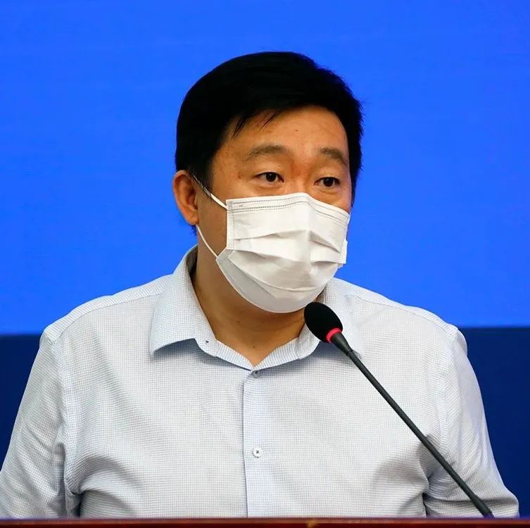 市应急管理局危化处一级调研员闵军回答记者提问我注意到,安全生产