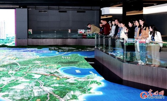 媒体记者调研参观晋江经验主题馆