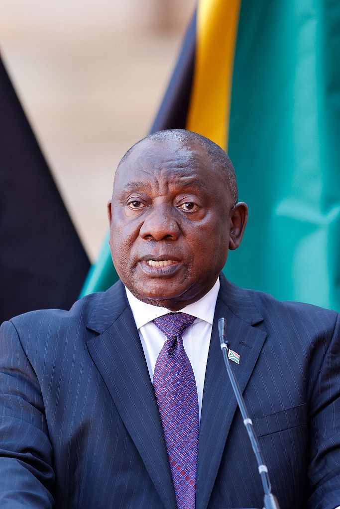 南非一夜店22人离奇死亡,总统拉马福萨向遇难者家属表哀悼