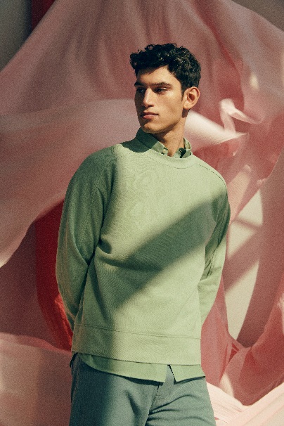 clubmonaco推出茶染系列相拥春日传递时尚环保风尚