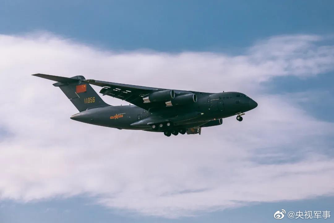 一组大图看超大的运20