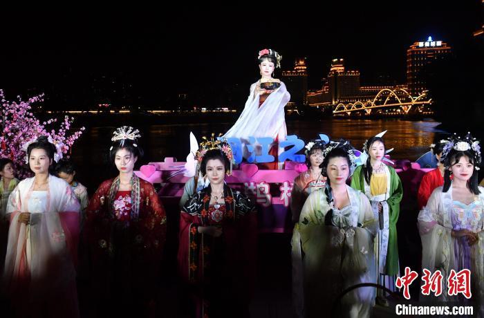 七夕小知识:为何流行吃“巧果”?