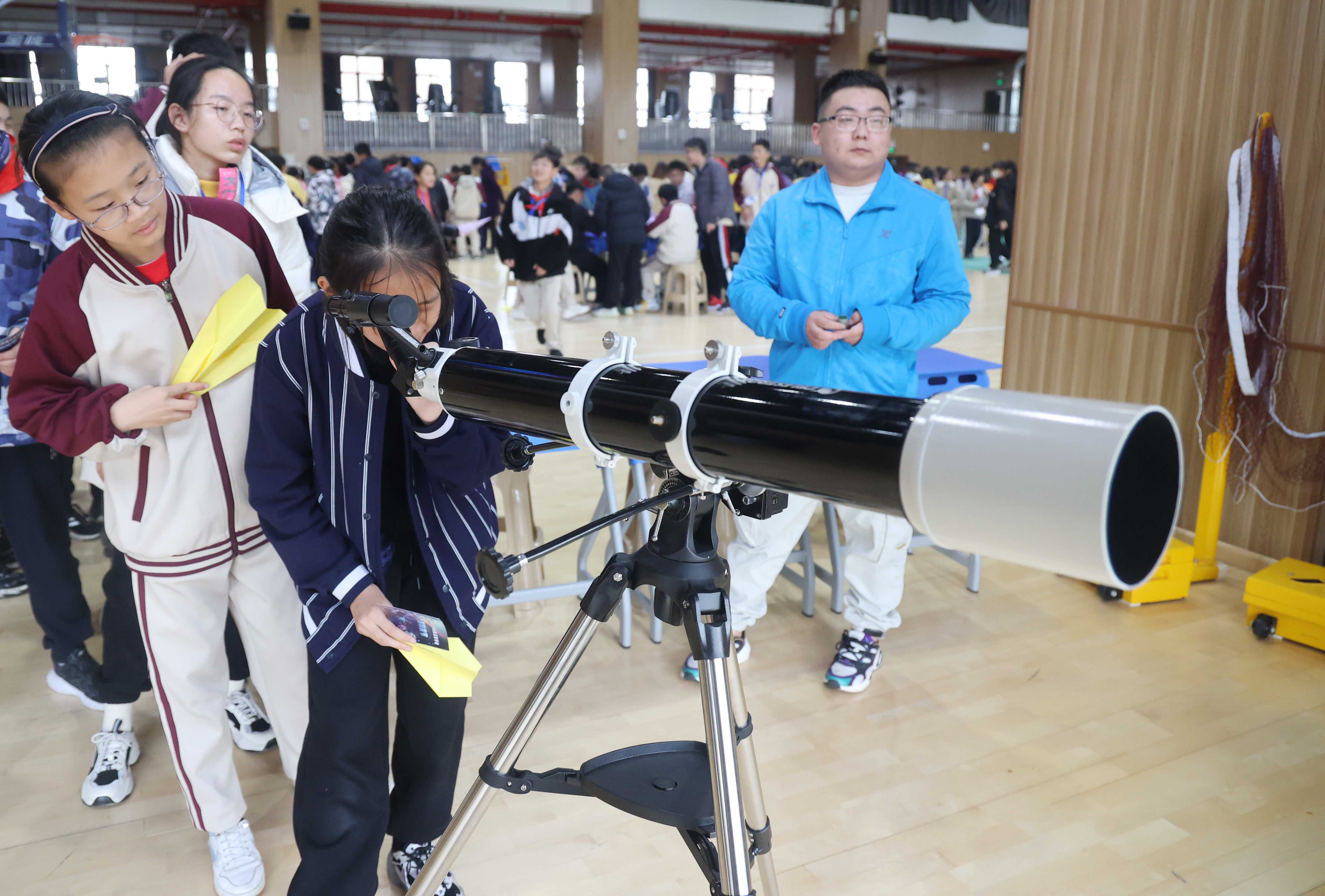 2021年11月29日,在江苏省南通市,南通中学附属实验学校举行校园科技节