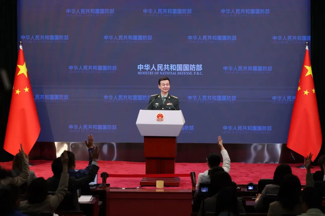 美媒炒作中菲争端“会把美拖下水”,国防部告诫美方在南海“三停止”