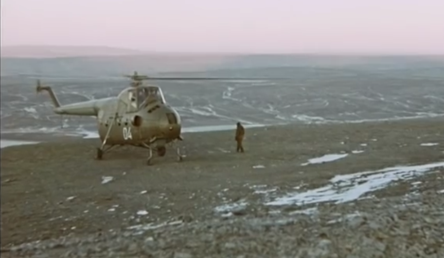俄罗斯专家乘坐直升机抵达新地岛检查爆炸后的情况