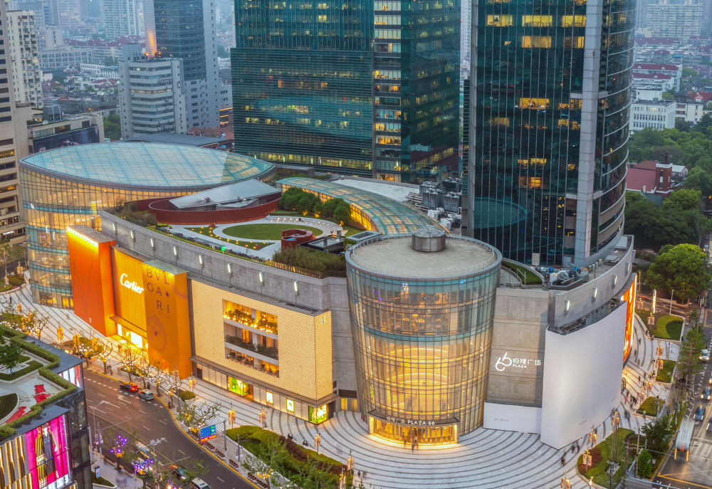 图为上海恒隆广场(2022年10月摄).新华社发