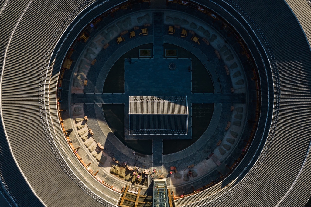 航拍福建龙岩永定土楼景区 世界非遗客家围屋