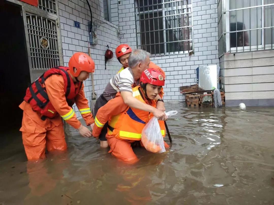 深圳暴雨致7人死亡 气象局：曾提前两天多次发布预警|气象局|暴雨|预警_新浪新闻