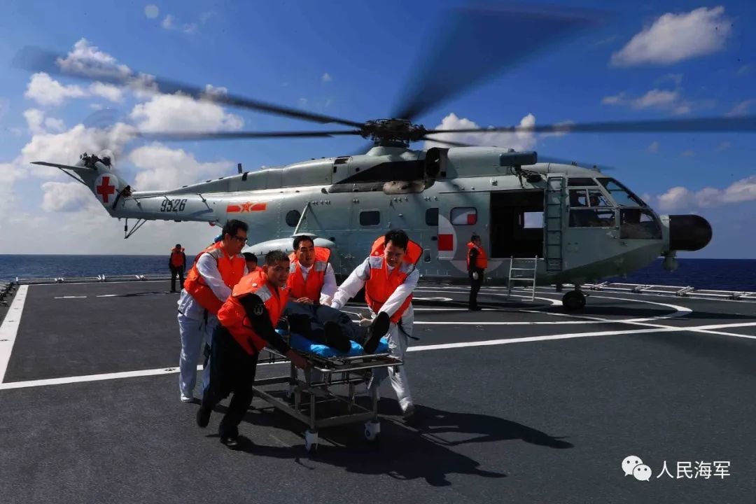 ▲转运“伤员”