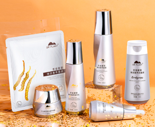 即将上市此外,植物医生护肤系列新品——冬虫夏草焕活奢养系列虽然还