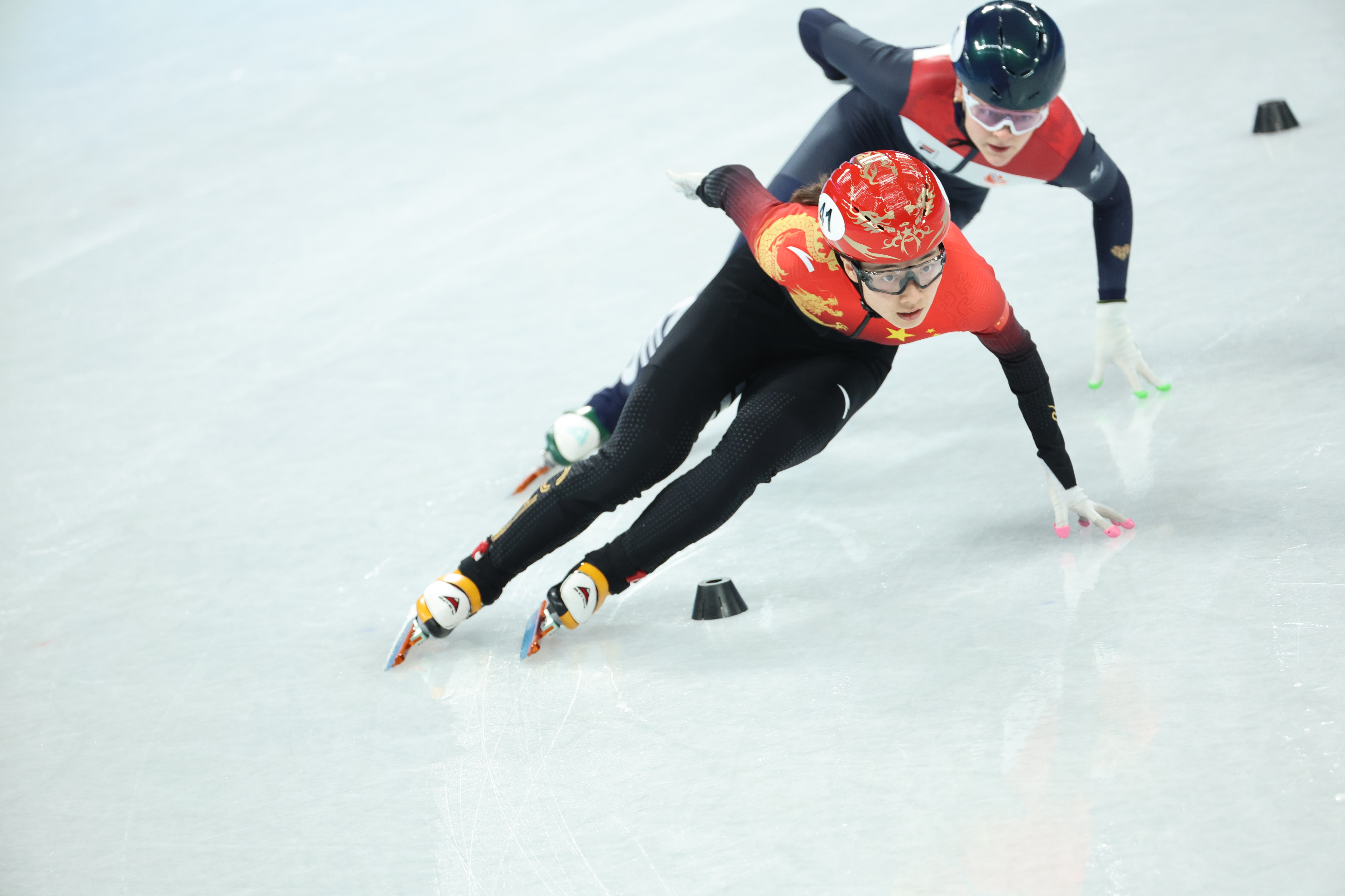 国际滑联短道速滑世界杯上海站:范可新三连冠