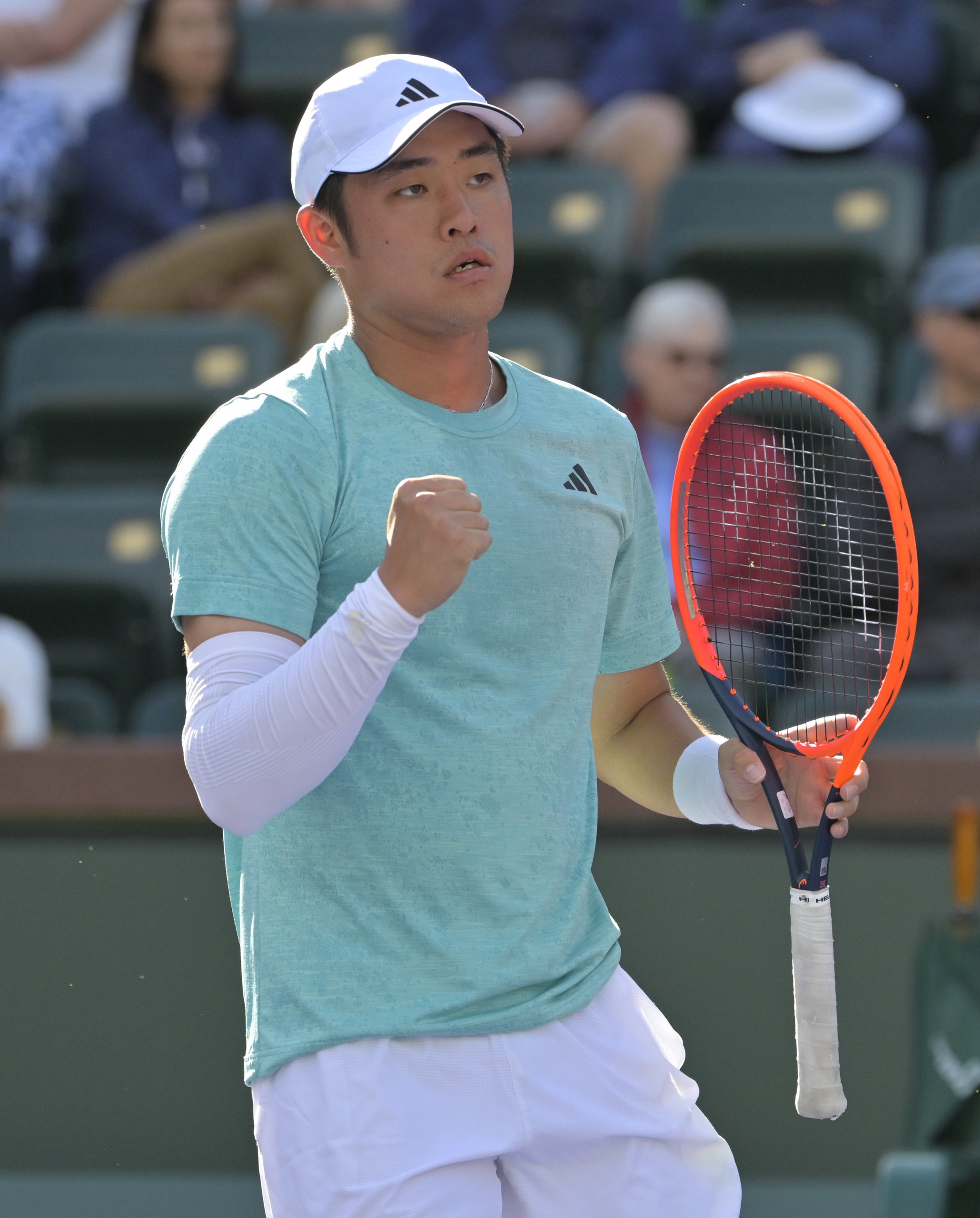 吴易昺再创历史中国大陆男网拿下海外大师赛正赛历史首胜