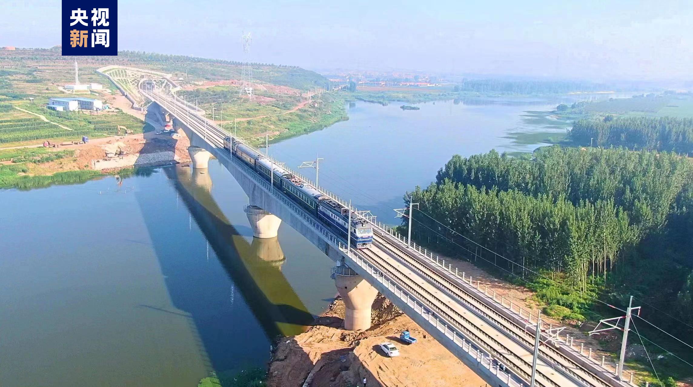 潍荣高铁莱荣段位于山东省胶东半岛东南部,线路西起青岛莱西,东至威海