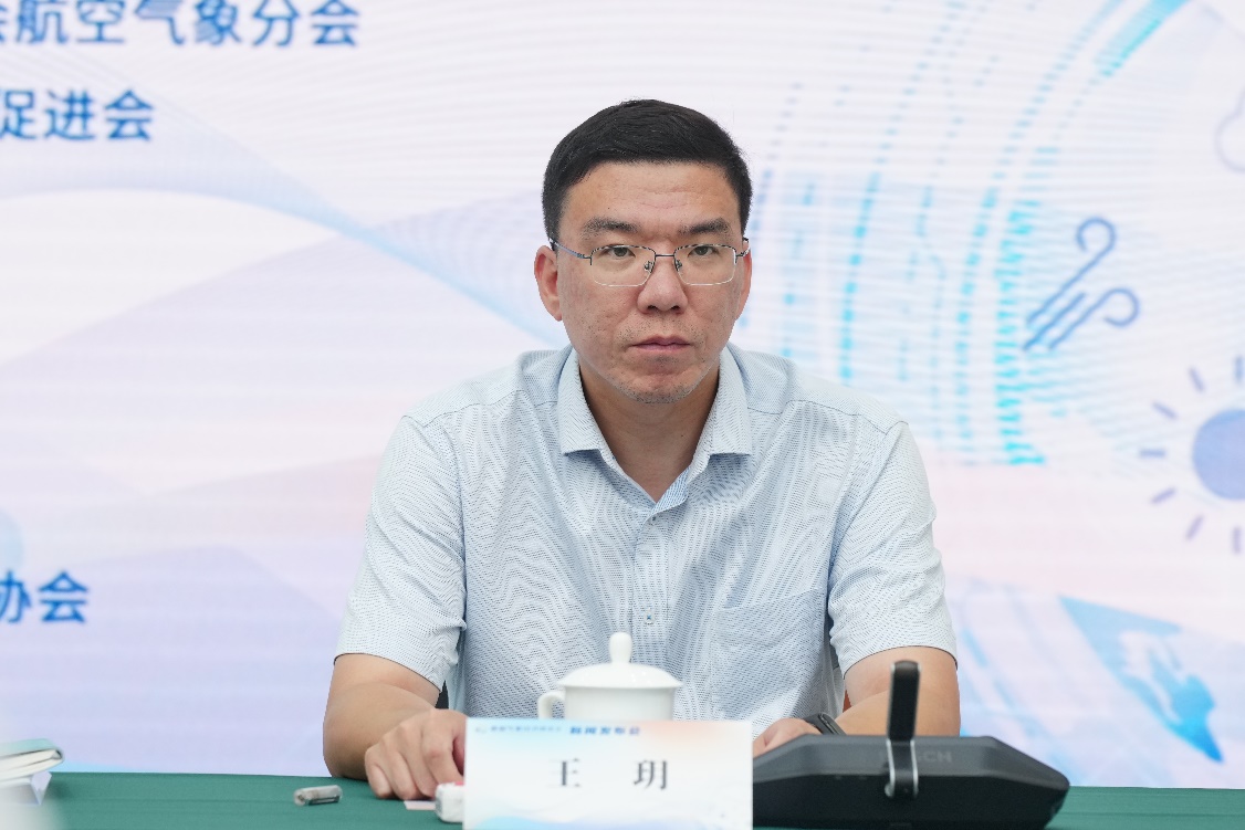 中国旅游景区协会副秘书长王玥答记者问