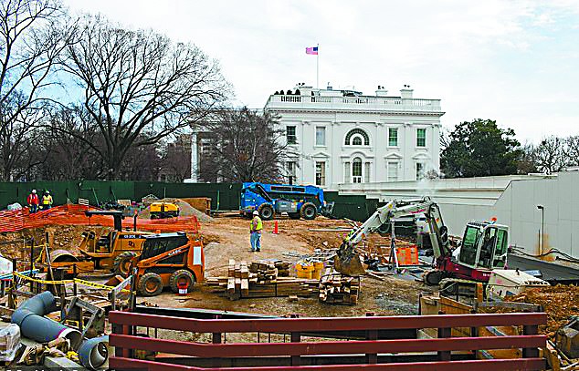  2010年，白宫进行的改造工程据称包括一个现代化的地下掩体。