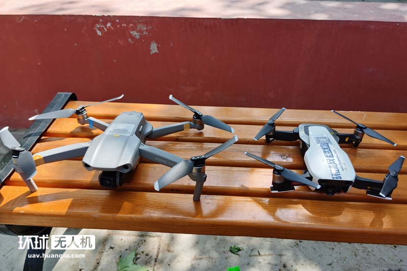 左侧为最新款 Mavic Air 2，右侧为上一代的 Mavic Air