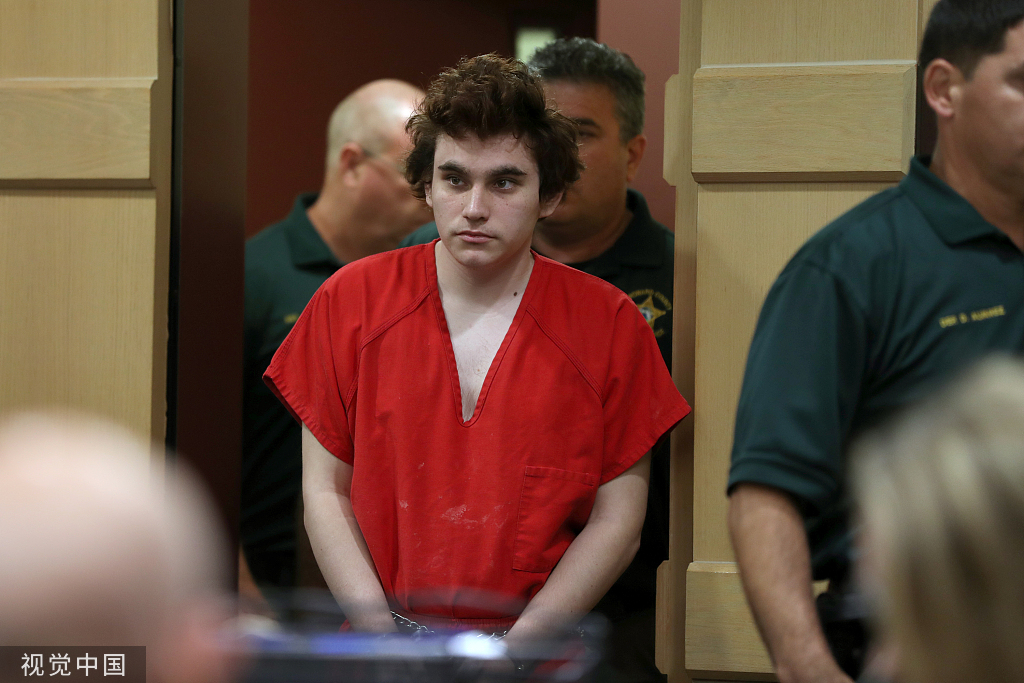 美佛州帕克兰校园枪击案枪手出席法庭听证会。（视觉中国）