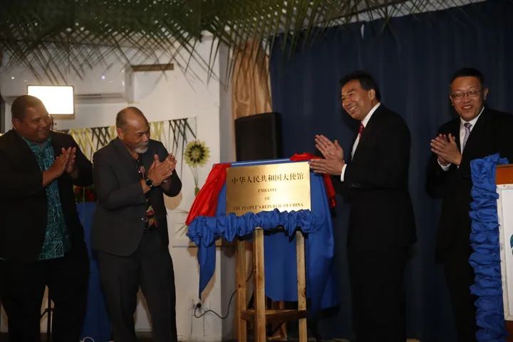 美国正积极与图瓦卢,马绍尔群岛和帕劳等台湾地区残存的所谓"友邦"