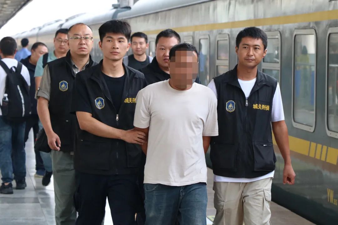 男子杀人劫车逃匿,兰州警方追凶22年抓获归案