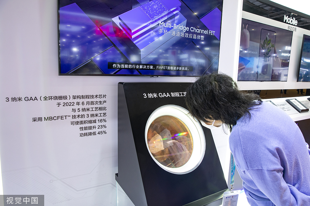 2022年，三星在上海进博会展示3纳米制程工艺。（视觉中国）