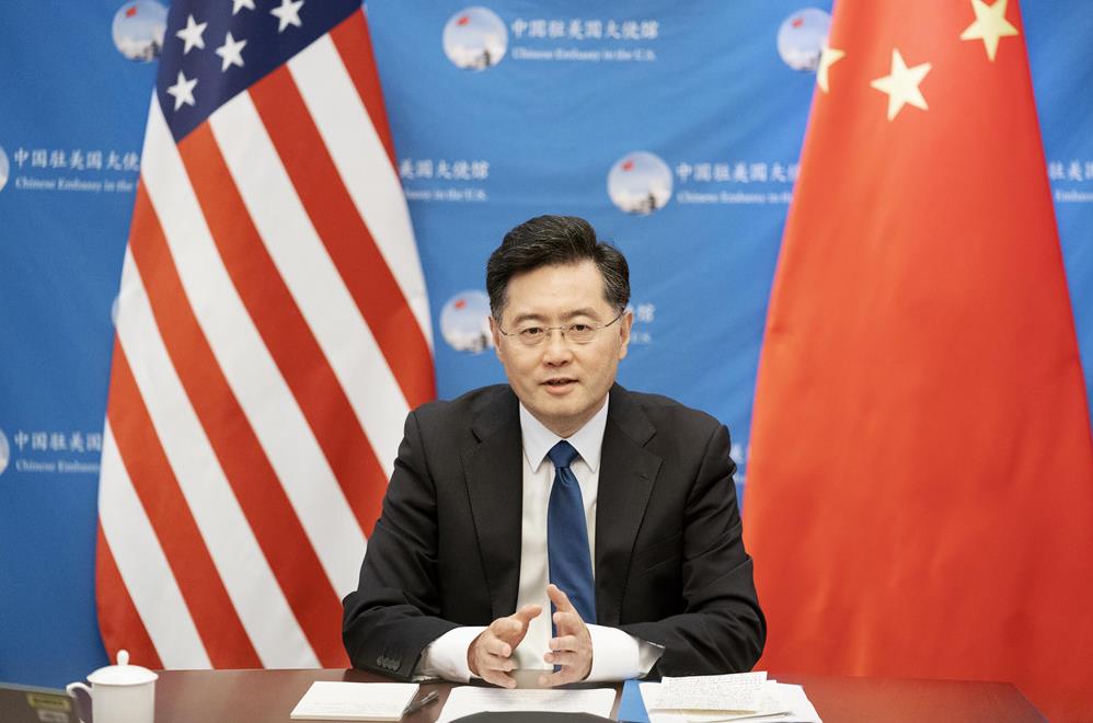 8月31日，中国驻美国大使秦刚应邀出席美中关系全国委员会董事会为其履新举行的视频欢迎活动并发表主旨演讲。