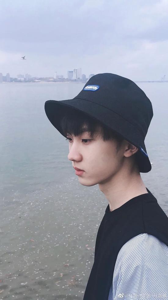 如何选帽子这三款明星帽子你也能戴