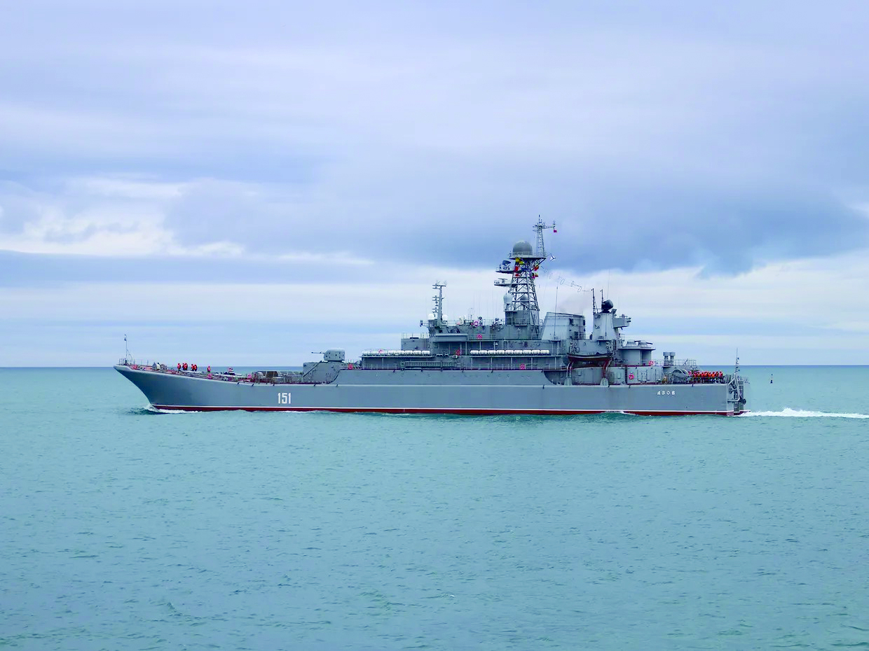 【环时军事观察】乌克兰为什么频袭俄罗斯登陆舰?