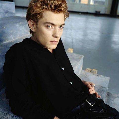 星二代的颜值想要超越父母很难但她可以