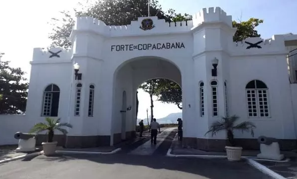 科帕卡巴纳要塞大门。图源：外媒