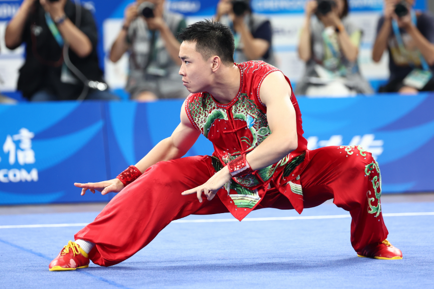 曹茂园在比赛中。盛佳鹏 摄