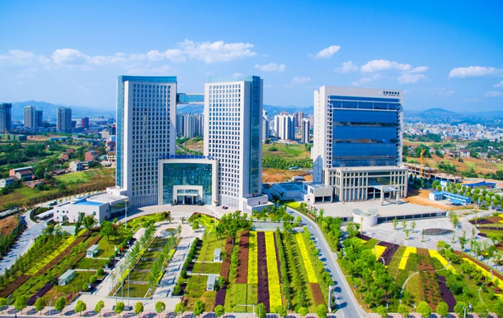 安康高新区:"一委九中心"精准服务助力提优营商环境