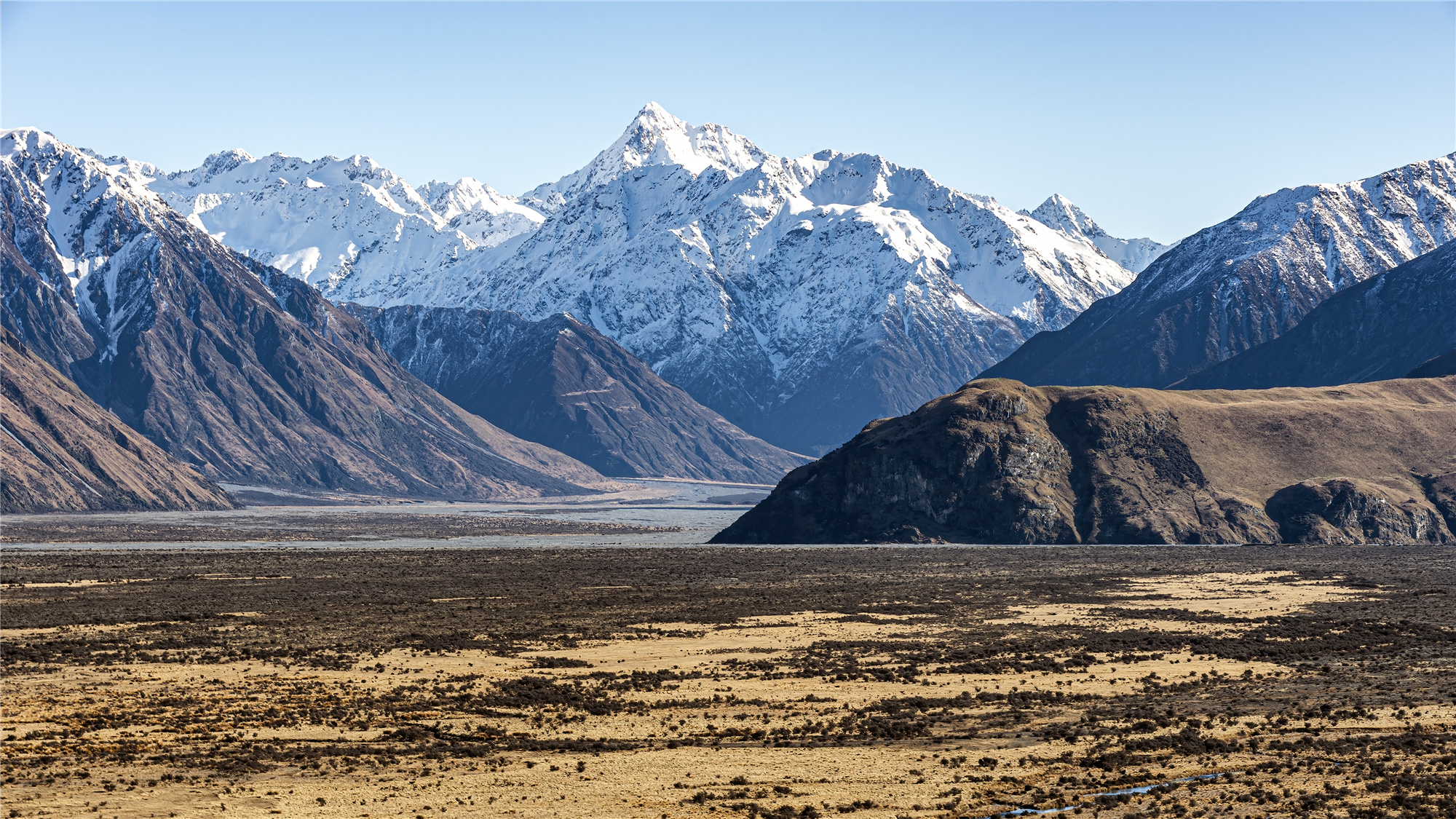 新西兰ashburton02山峦起伏雪山倒影澄明如镜