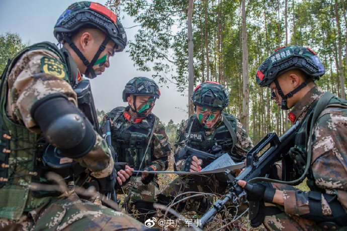 燃！广西武警反恐训练贴近实战