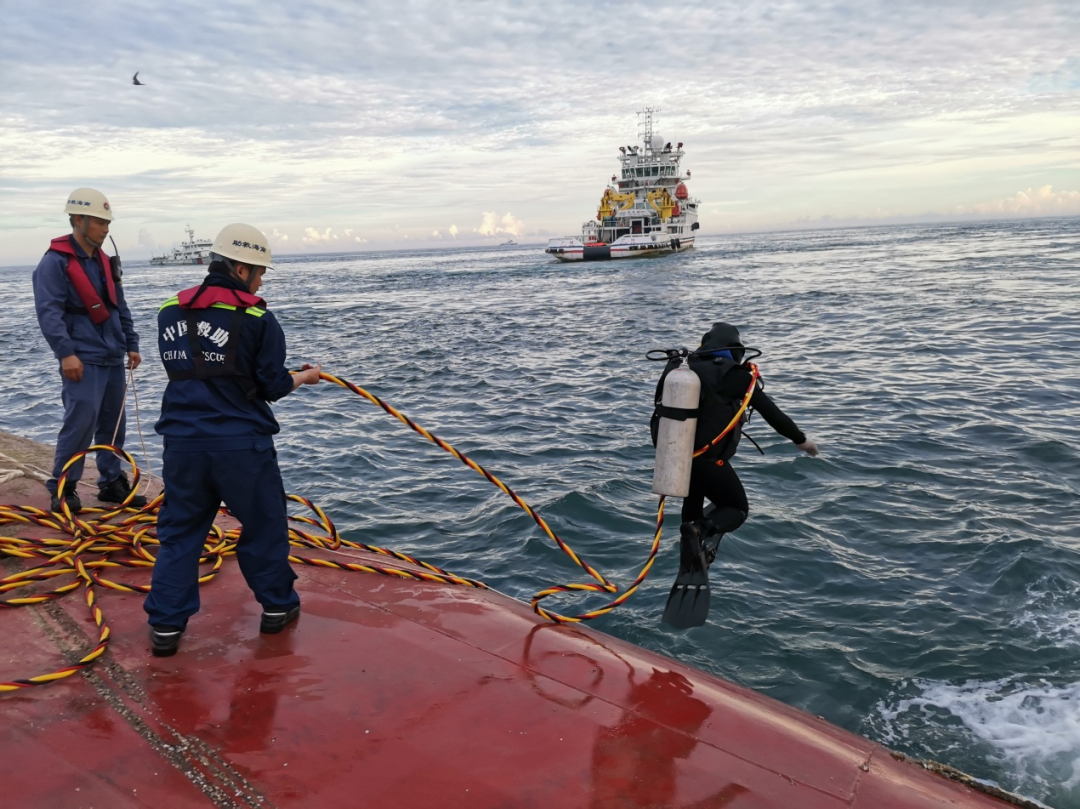 我国潜水救助队获国际海事组织海上特别勇敢奖