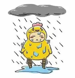 雨夜一个披着麻袋的身影在路中央徘徊走近一看