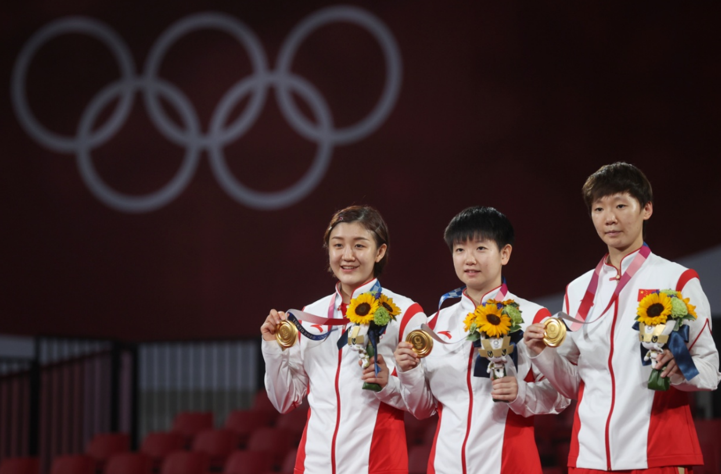 东京奥运金牌中国图片