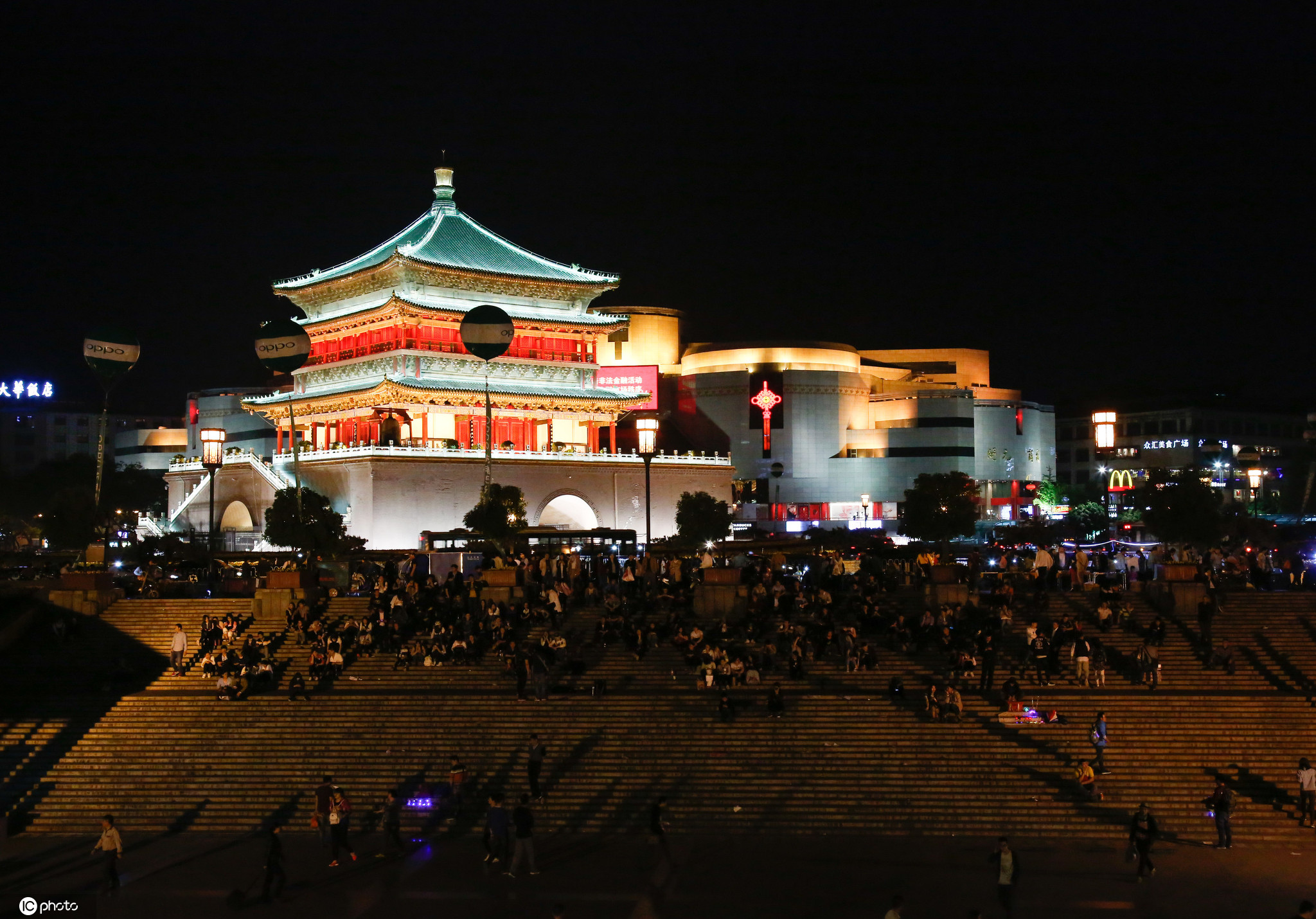 圖為鐘鼓樓夜景.(圖片來源:東方ic)