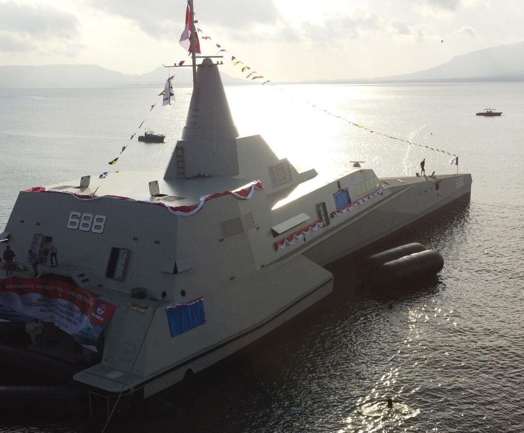 印尼海军"果洛"号三体军舰 资料图