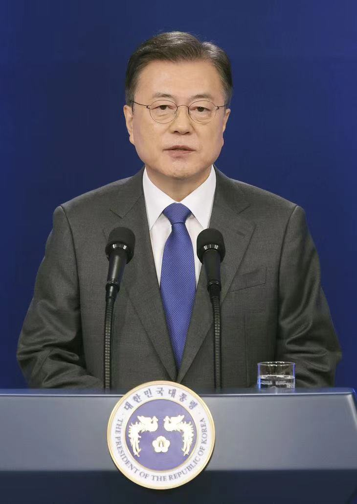 韩国总统现任图片
