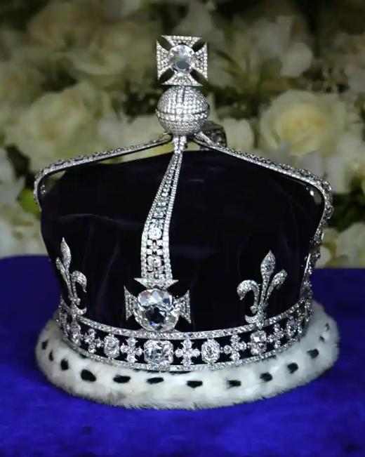 ("光之山"钻石镶嵌在王冠上 图自英媒)